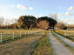 487 Hutchins Landing Rd, Natchez, MS 39120