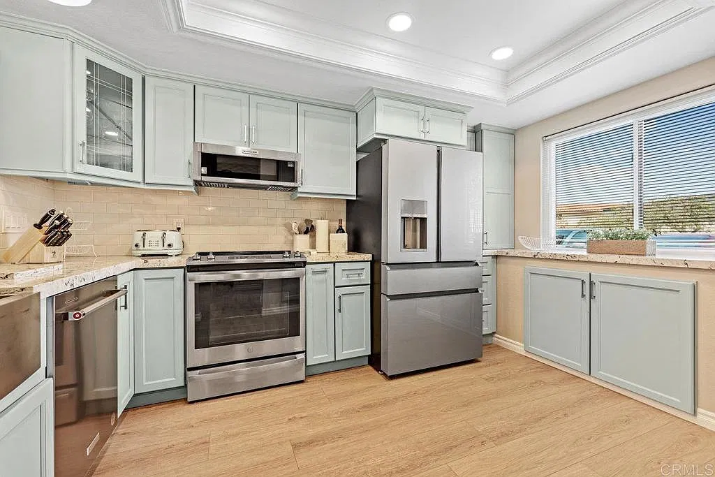 1 bed, 1.5 bath, 952 sqft, $3,400 — Photo 1