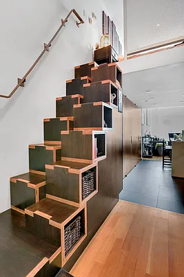 Sold by Redfin Real Estate | media 12