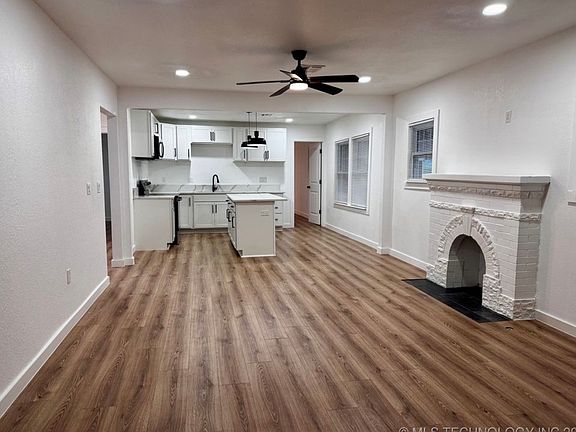 4th image of 730 N Delaware Pl