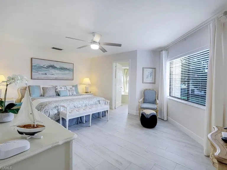 637 Beachwalk Cir #E-203 — Photo 1
