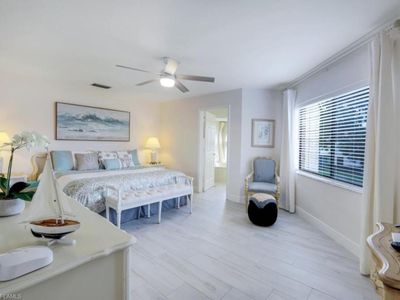 Beachwalk Gardens - 631 Beachwalk Cir Naples FL | Zillow