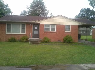 613 N 7th St, Paragould, AR 72450