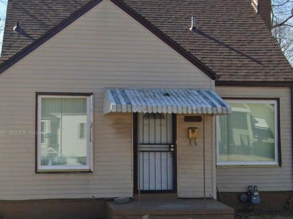 2nd image of 19931 Moenart St