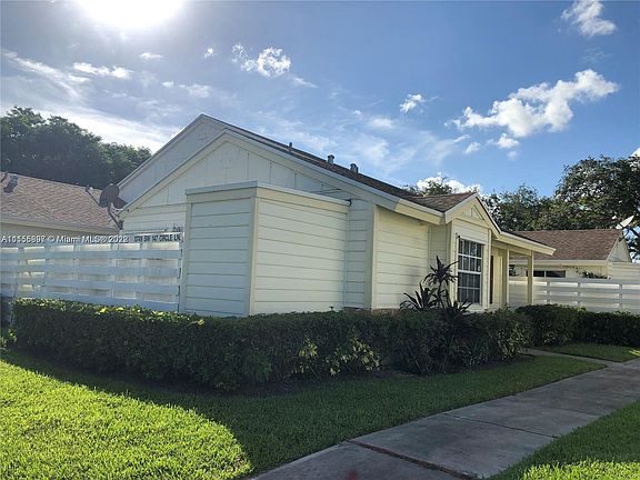 2nd image of 13749 SW 147th Circle Ln #235