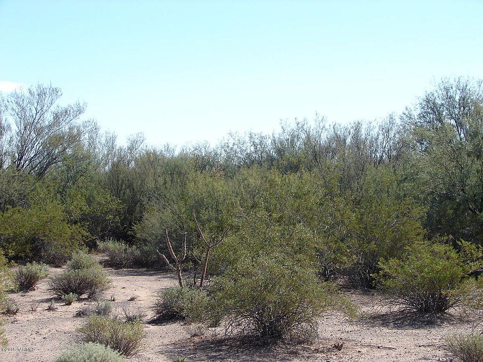 1st image of 17866 W Lickskillet Ln