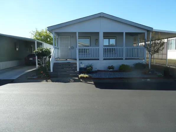 20350 Hole In One Dr Spc 137, Redding, CA 96002