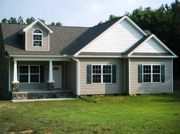 2095 Plank Rd, South Hill, VA 23970