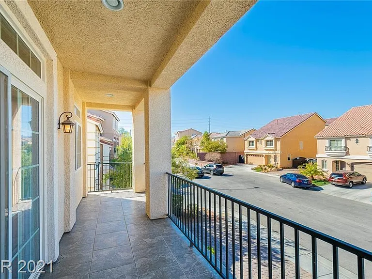 6783 Flamenco Ct — Photo 7