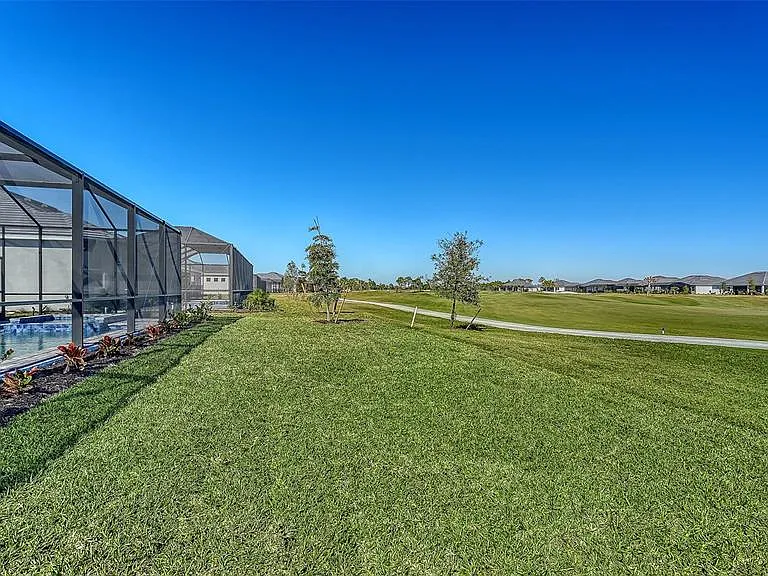 17160 Albatross Rd — Photo 40