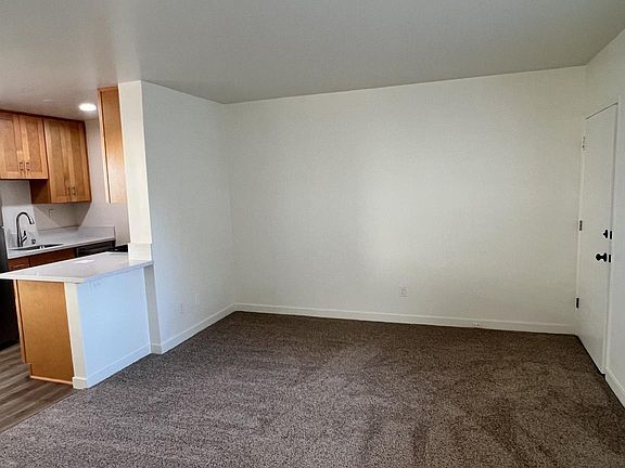 4th image of 365 Bonair St APT 12