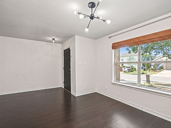 4th image of 7164 Kickapoo Dr