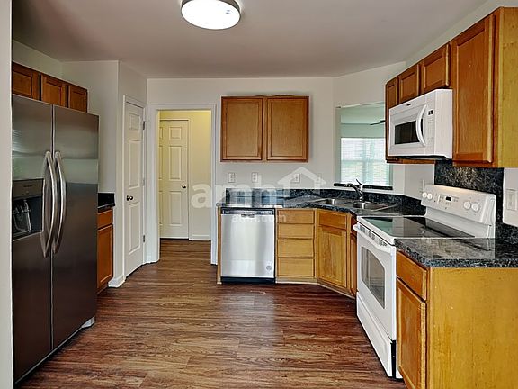 3rd image of 5004 Sam Rhyne Ct