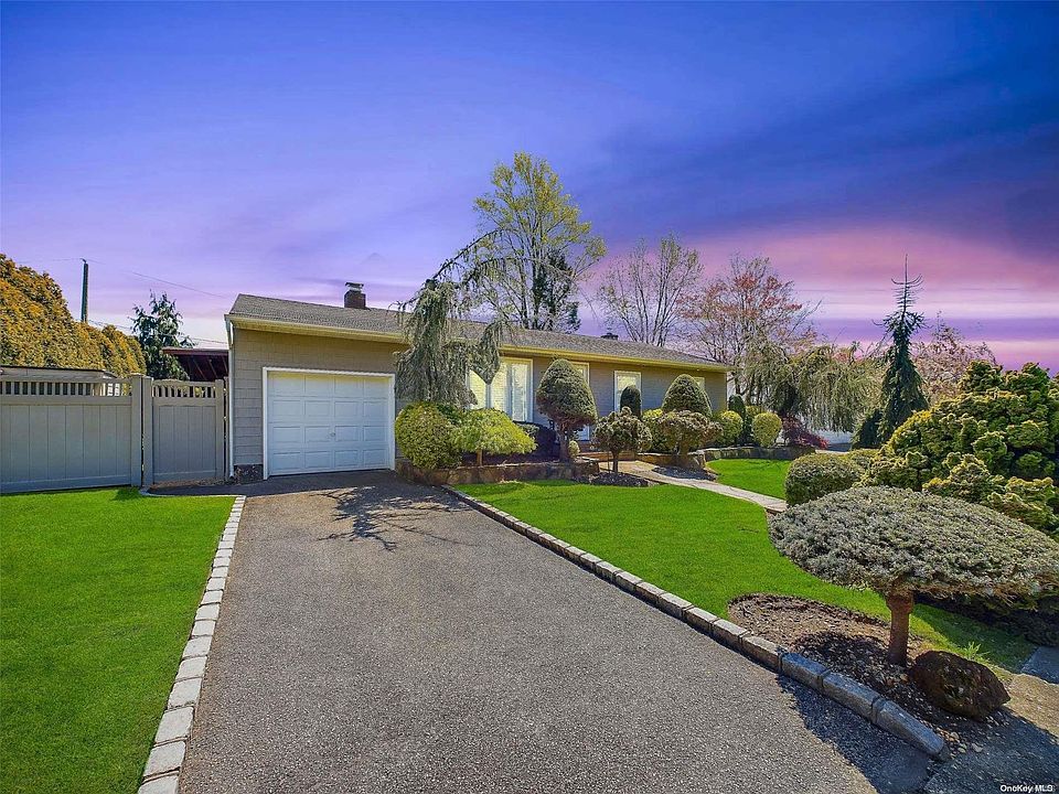 1st image of 164 Gardner Avenue