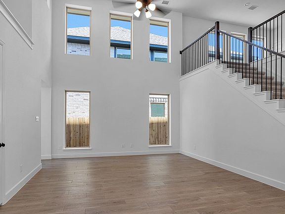 2nd image of 19130 Satsuma Ridge Dr