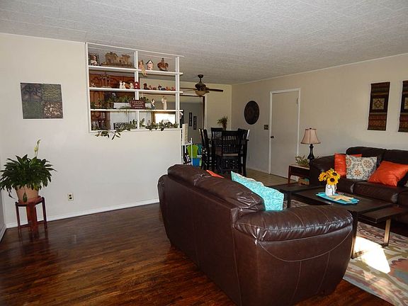 2nd image of 1410 W Finney Ave
