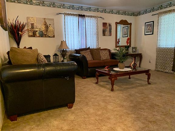 3rd image of 23646 Las Palmas Ave