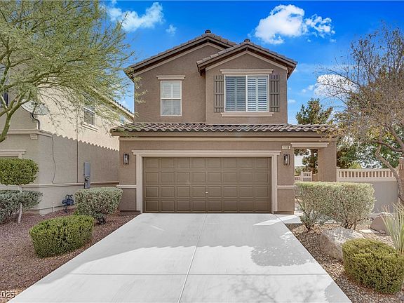 2nd image of 1104 Aspen Cliff Dr