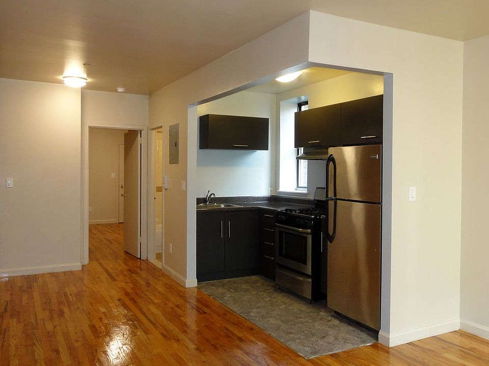 1st image of 1664 Park Ave APT 2C