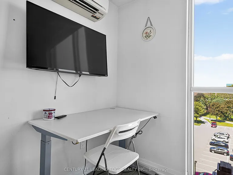 1900 Simcoe St N #628 — Photo 24