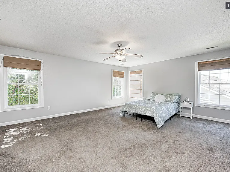 7129 Dublin Ln — Photo 6