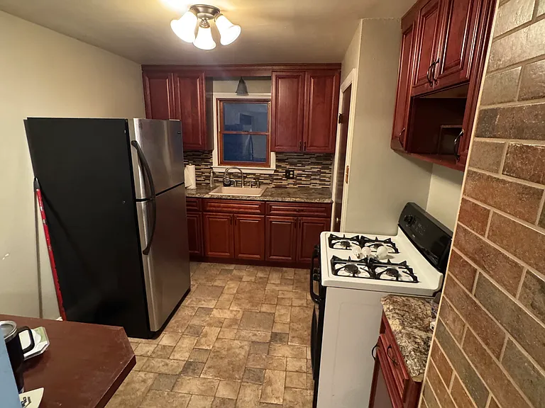 59 Hiler Ave — Photo 6