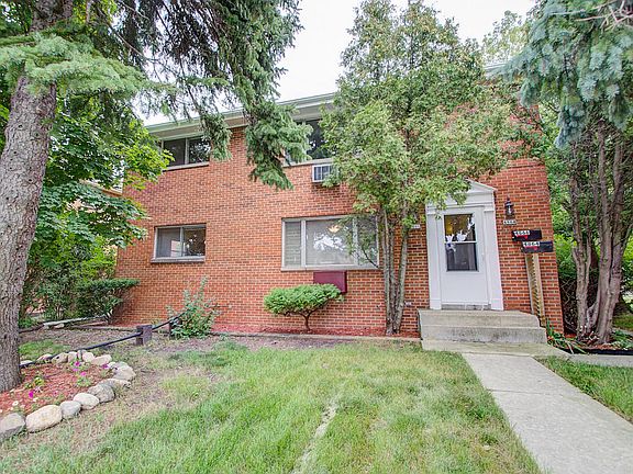 3rd image of 4864 N 91st St #4866