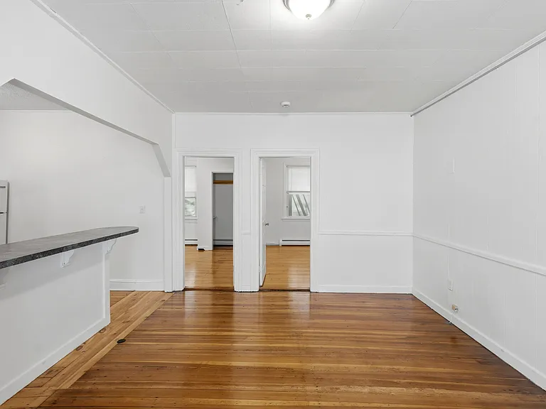 46 E Transit St #1F — Photo 1