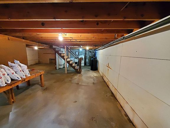 Basement, front of house