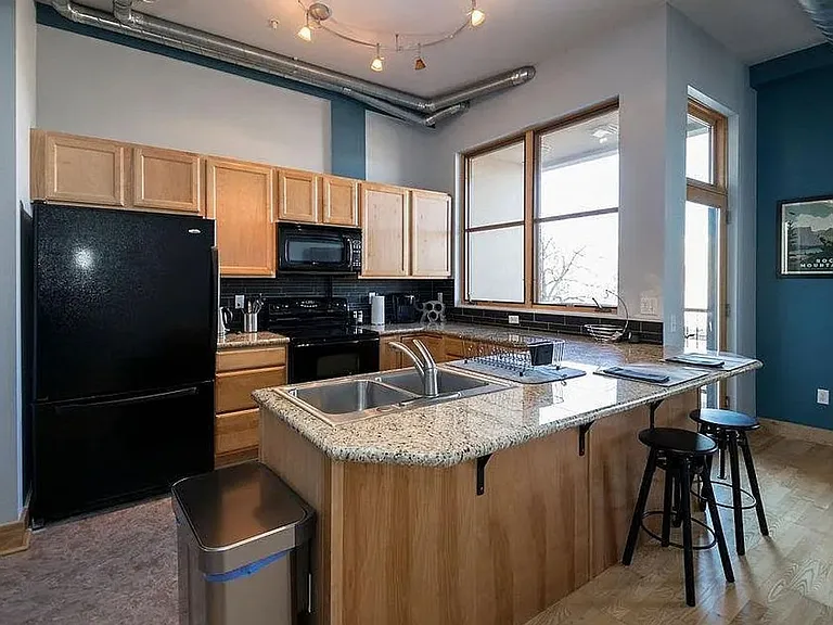 200 S College Ave #204 — Photo 5