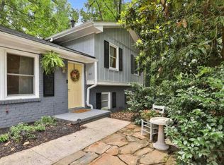 137 Scatterfoot Dr, Peachtree City, GA 30269