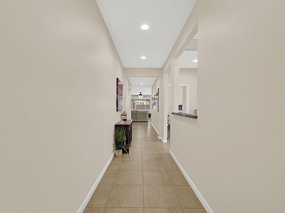 3rd image of 8001 Finchley Court