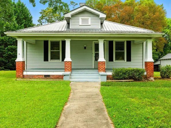 807 N Main St, Creedmoor, NC 27522