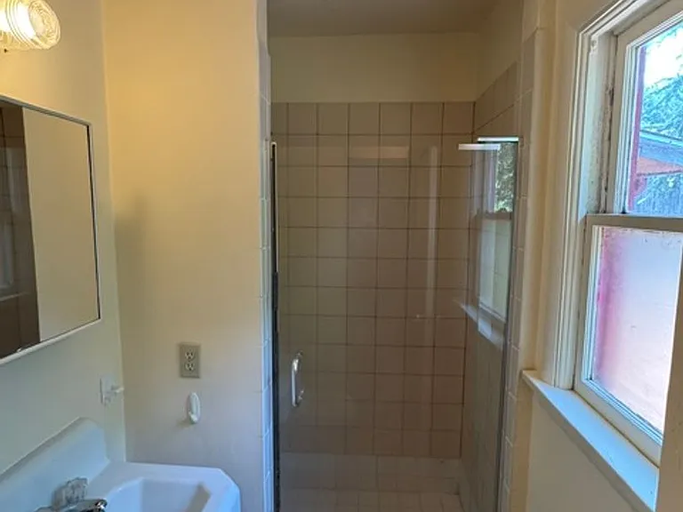 415 E Hersey St — Photo 15
