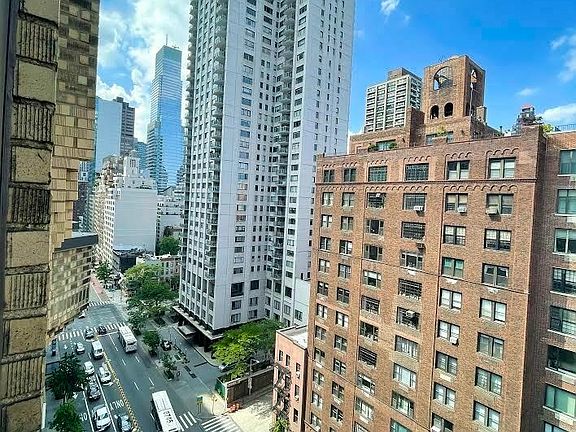 2nd image of 340 E 57th St APT 15D