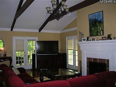 4th image of 3636 Reserve Dr