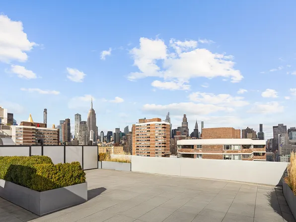 385 First Avenue image 14 of 14