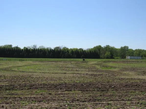 Valley Dr Lot 5, Monticello, IA 52310