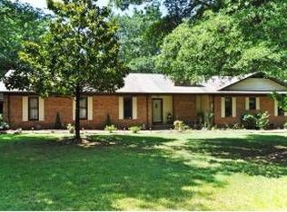 4232 Whispering Oaks Dr, Charlotte, NC 28213