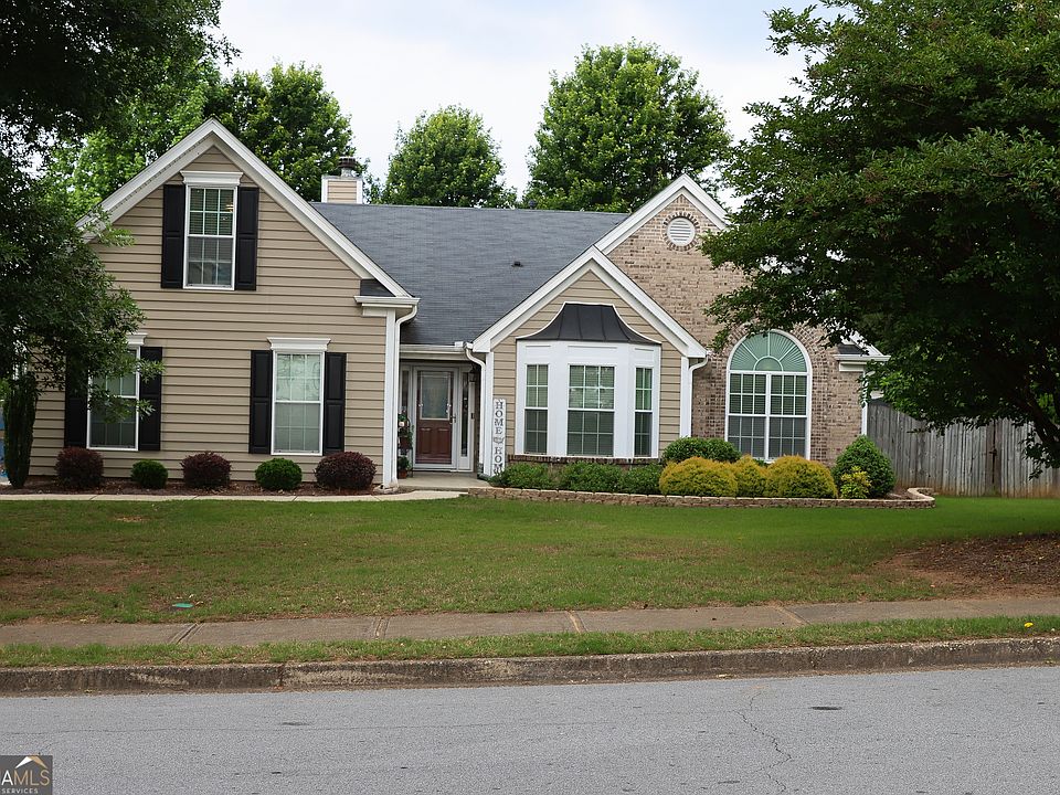 1st image of 325 Ballyshannon Dr