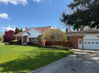 50590 Card Rd, Macomb, MI 48044