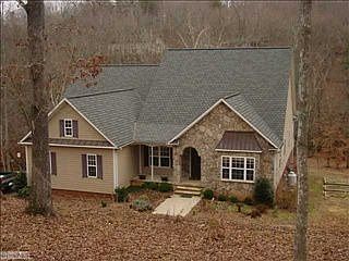 1st image of 1056 Brett Ln