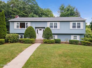 12 Lakewood Drive, Saratoga Springs, NY 12866