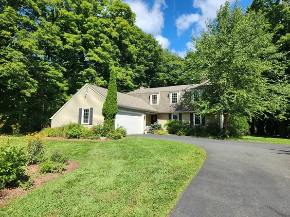 154 Mountain Avenue, Bloomfield, CT 06002