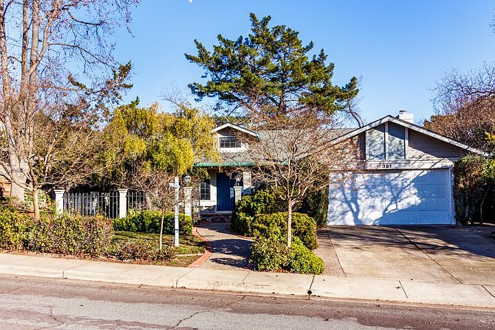 1st image of 391 Marti Marie Dr