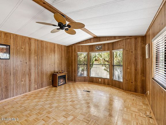3rd image of 2222 River Trail Rd