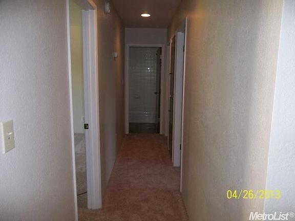 5th image of 229 Tioga Dr
