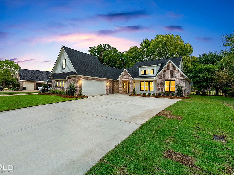 1st image of 329 Autumn Ridge Dr
