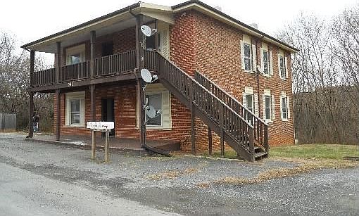 1st image of 141 Early Dr