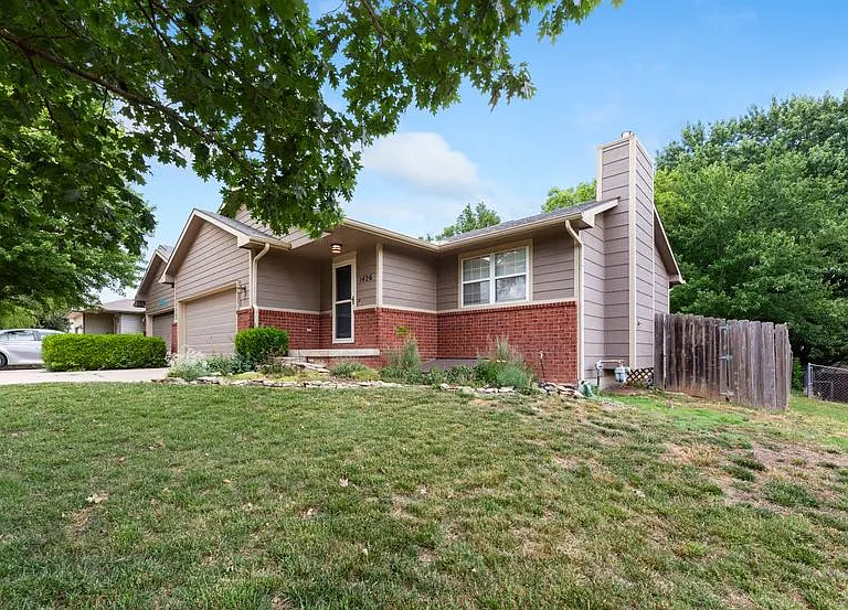 1426 N Rawhide St — Photo 13